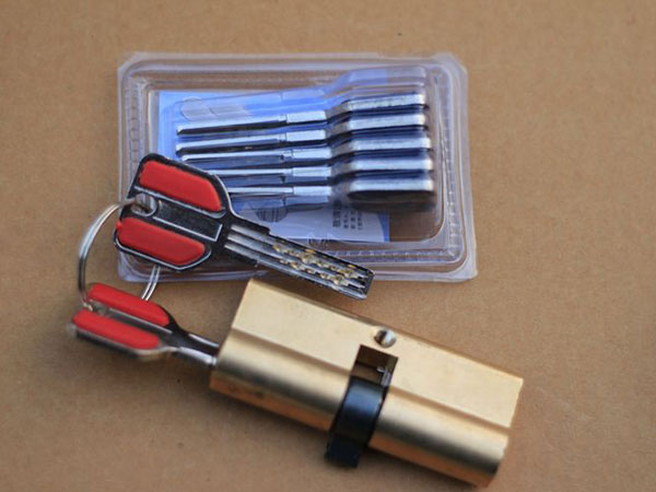 高要24小时上门开锁公司