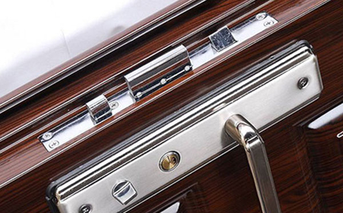 高要24小时上门开锁公司